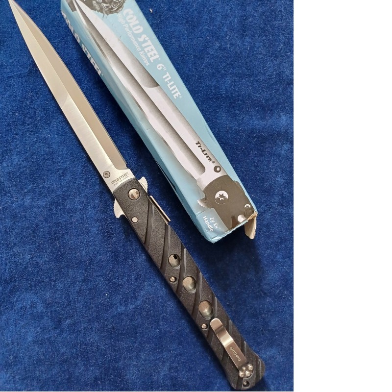 چاقوی تاشو کلداستیل Cold Steel مدل Ti-Lite 6 با دسته Zytel