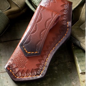 چاقو تاشو دمشقی اصل همراه با کیف چرم گاومیش