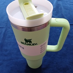 تراول ماگ استنلی مدل Quencher H2.O Tumbler دسته دار 1.18
