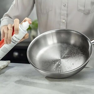 اسپری پاک کننده استیل زولینگ مدل Zwilling Plus Steel