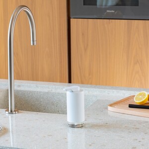 پمپ مایع لاکچری سفید BRABANTIA SINKSTYLE