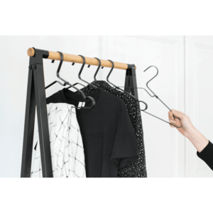 aluminium_clothes_hanger_set_of_4_-_black_-_8710755118647
