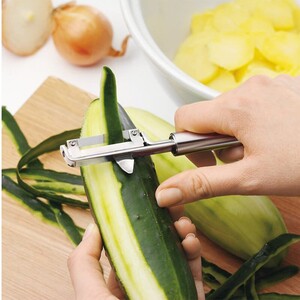 232240-2_swivel-vegetable-peeler-profi-plus-wmf