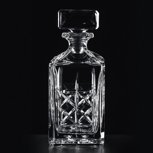 temp0096826-0_highland_decanter_2w2dZNTGG5Ikc3