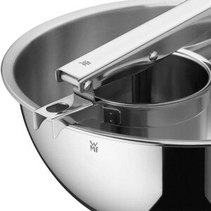 عملکرد پوره ساز WMF Gourmet Potato Masher