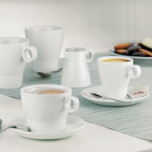 _vyrp13_52358_vyrp14_22321Salek-na-latte-Barista—WMF-3