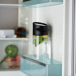 06_9625_7390_space-saving_design_301