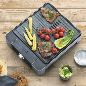 WMF-LONO-Tischgrill-Quadro-RGB-Lifestyle03
