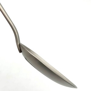 قاشق سرو کن ریکن مدل KUHN RIKON Essential Slotted