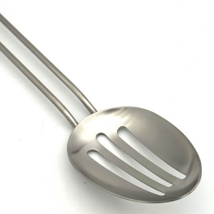 قاشق سرو کن ریکن مدل KUHN RIKON Essential Slotted
