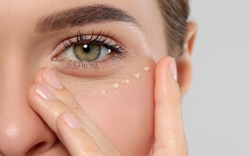 روتین پیشنهادی صبح و شب برای پوست دورچشم