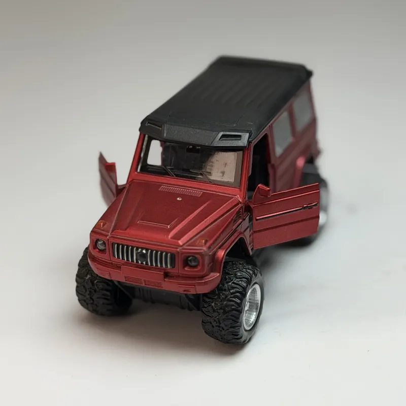 ماکت فلزی ماشین Mercedes-Benz G-Class آفرودی قرمز چراغ‌دار و موزیکال