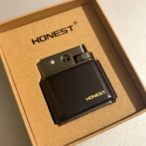 فندک بنزینی اتوماتیک HONEST طرح چوب