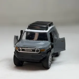 ماکت ماشین تویوتا FJ Cruiser