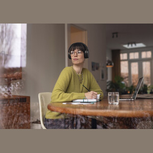 هدفون بی‌سیم دورگوشی فیلیپس