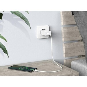 شارژر دیواری اصلی تایپ‎سی 20 وات اپل برای آیفون و آی‌پد Apple 20W Type-C Poxer Adapter