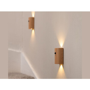 خرید چراغ دیواری سنسور حرکتی قابل شارژ چوبی Auraglow Wooden Rechargeable Motion Sensor Wall Light TAIGA