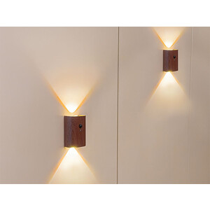 قیمت چراغ دیواری سنسور حرکتی قابل شارژ چوبی Auraglow Wooden Rechargeable Motion Sensor Wall Light TAIGA