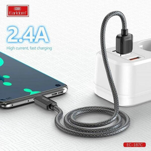 کابل تایپ سی ارلدام EC-187C در حال استفاده