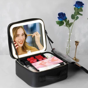 خرید کیف لوازم آرایش و آینه میکاپ چراغ دار لمسی شارژی پرتابل گرین لاین