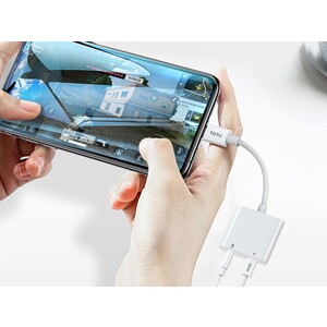 مبدل لایتنینگ به لایتنینگ و صدا توتو Totu EAUC-25 Glory IP to 3.5/ip Audio Charging Adapter