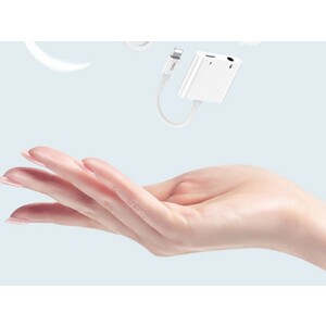مبدل لایتنینگ به لایتنینگ و صدا توتو Totu EAUC-25 Glory IP to 3.5/ip Audio Charging Adapter