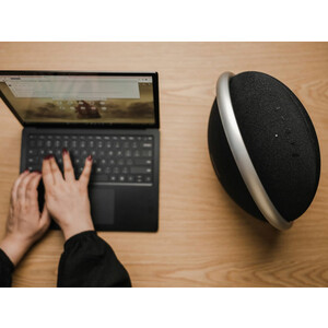 اسپیکر بی سیم هارمن کاردن Harman Kardon Onyx Studio 8