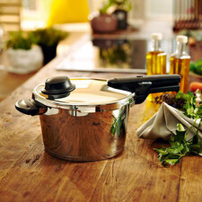 زودپز فیسلر مدل Vitavit Comfort گنجایش 6 لیتر