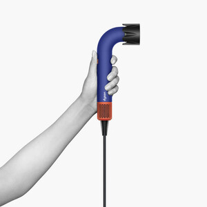 سشوار حرفه ای دایسون مدل Supersonic r HD 18