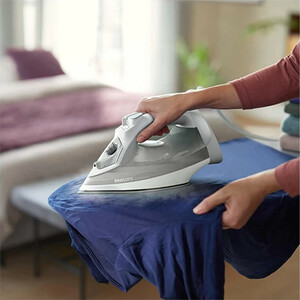 اتو بخار 2400 وات فیلیپس مدل DST5010