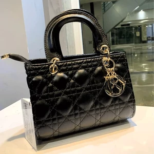 کیف مجلسی زنانه طرح دیور