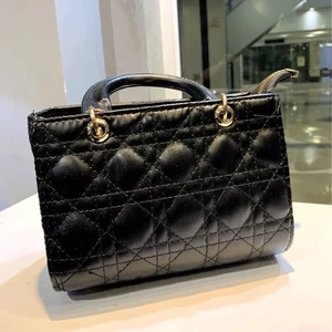 کیف مجلسی زنانه طرح دیور