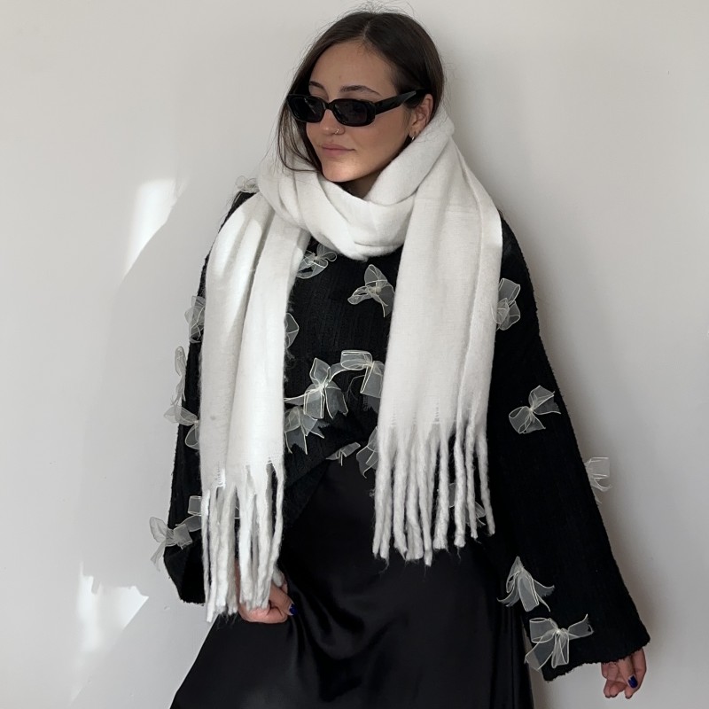 بیگ اسکارف استخوانی/Big Scarf