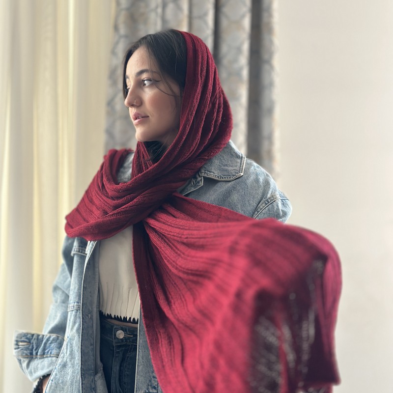اسکارف زرشکی / scarf