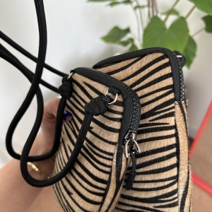 فون بگ لوما مدل زبرا/ Phone bag