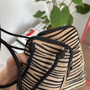 فون بگ لوما مدل زبرا/ Phone bag