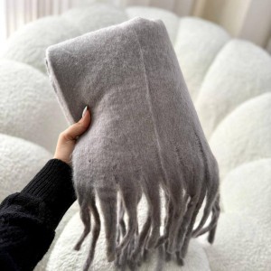 بیگ اسکارف طوسی کم رنگ/Big Scarf