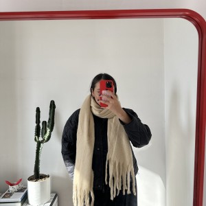 بیگ اسکارف کرم/Big Scarf