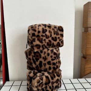 میکاپ بگ پلنگی/makeup bag