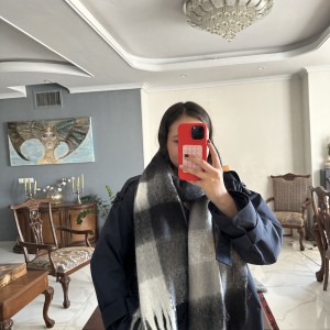 بیگ اسکارف چهارخانه مدل روزگار/Big Scarf