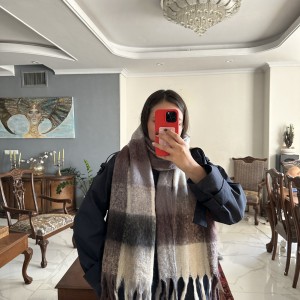 بیگ اسکارف چهارخانه مدل شمس /Big Scarf