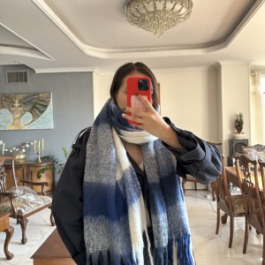 بیگ اسکارف چهارخانه مدل Big Scarf/Ocean