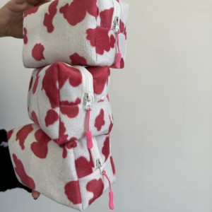 میکاپ بگ makeup bag / pikn cow