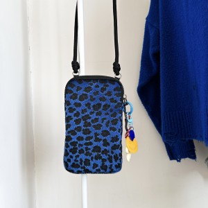 فون بگ Blue chita