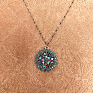 گردنبند برنزی طرح خورشید رنگین کمان