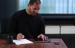 با این 10 کار در محیط کارتان تک باشید