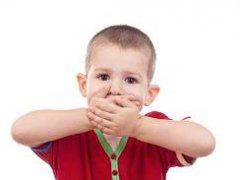 مهم ترین عوامل بددهنی کودکان و راه حل های اصلاح بدزبانی (مطلب)