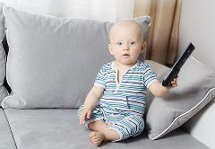 آثار مخرب تماشای تلویزیون بیش از حد درکودکان