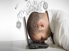 با استرس ناشی از ایمیل های کاری چه باید کرد؟