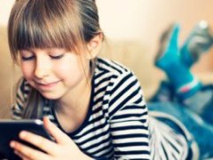 کودک تان را در دنیای مجازی مدیریت کنید